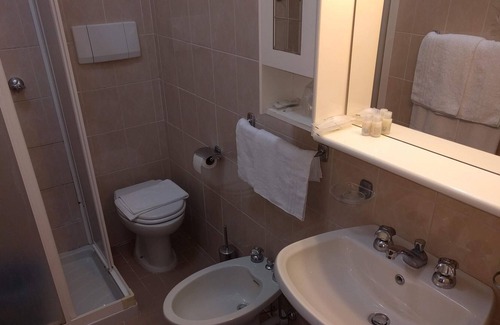 Sant'Angelo Casa | Matrimoniale VM-King-Ensuite with Shower-Sea View