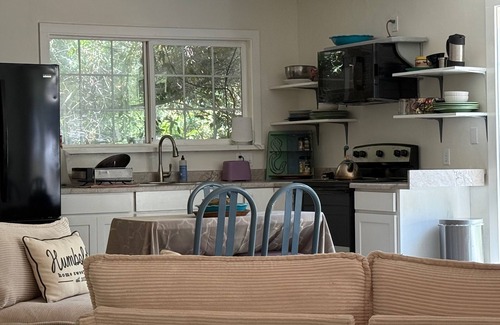 Shelter Cove Cabaña | Mattole River Sancuary-2BR Cottage, Pet Friendly, Fast Wifi, Family Friendly