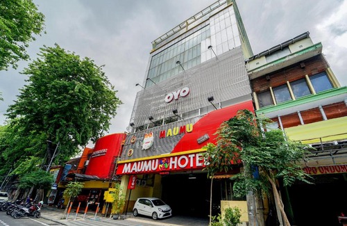 Surabaya Hotel | Maumu Hotel & Lounge