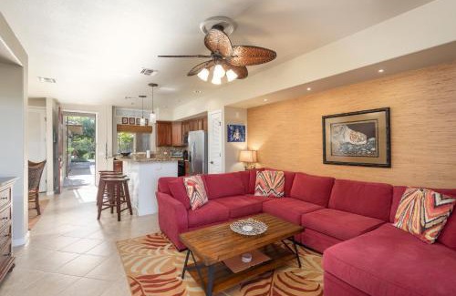 Kamuela Casa | Mauna Lani Palm Villas D-2 Corner Unit Historic View