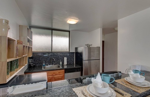 Hilo Condominio | Mauna Loa Shores #405 1 Bedroom Condo by RedAwning