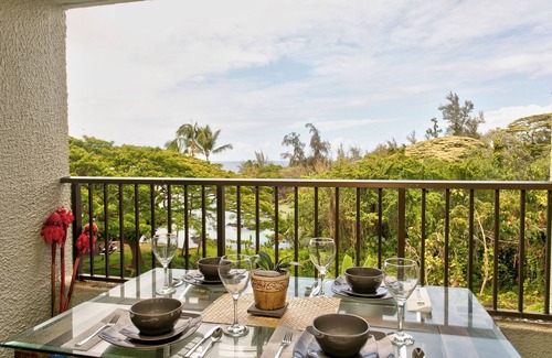 Hilo Condominio | Mauna Loa Shores #405 1 Bedroom Condo by RedAwning