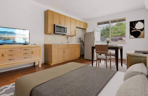 Makaha Valley Apartamento | Mauna Olu Private studio apartment in the beautiful Makaha Valley.