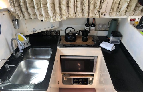 Paraty Alquiler De Eote | MAVERICK 2-bedroom SAILING N HOUSE boat in Pontal Paraty