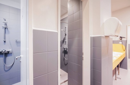 Erzsebetvaros Hotel | NETIZEN Budapest Centre - Hostel