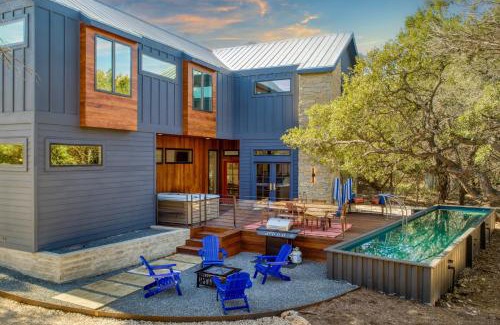 Driftwood Casa | Maverick by AvantStay Pool Hot Tub Game Room
