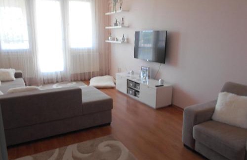 Nagykanizsa Apartamento | Mavi appartman