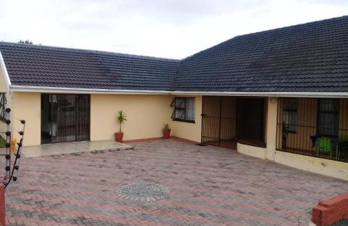 Amalinda Casa | Mavi Guest house