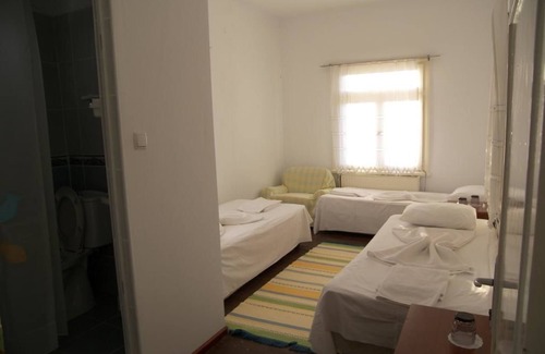 Ayvalik City Center Casa | Mavi Pansiyon