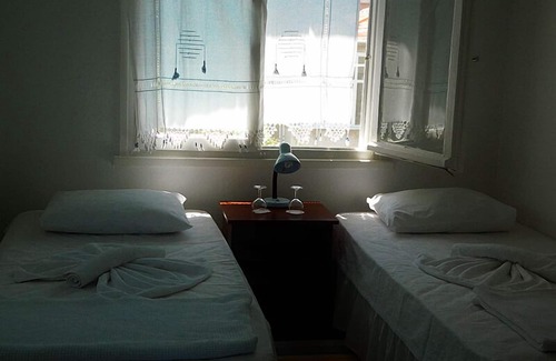 Ayvalik City Center Casa | Mavi Pansiyon