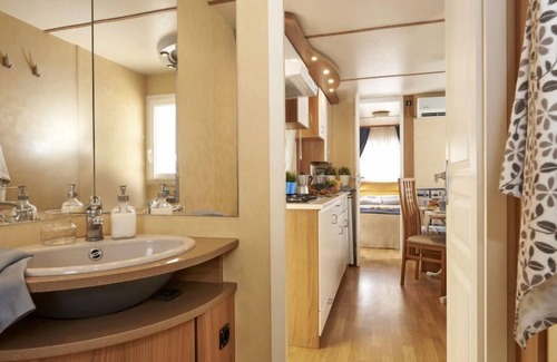Baia Domizia Casa | Casa de vacaciones Maxi Caravan Deluxe en Baia Domizia - 6 personas, 2 dormitorios