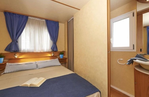 Baia Domizia Casa | Casa de vacaciones Maxi Caravan Deluxe en Baia Domizia - 6 personas, 2 dormitorios
