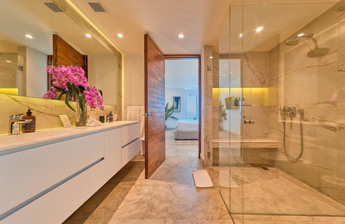 Zona sur Hotel | Maxwell Residences at Indah