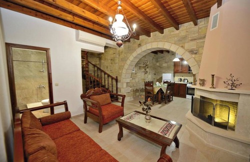 Zerviana Villa | May offer!!! Book at a discounted rate, valid until 31st May.
