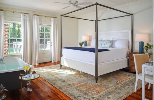 Bluffton Cama Y Desayuno | May River Manor