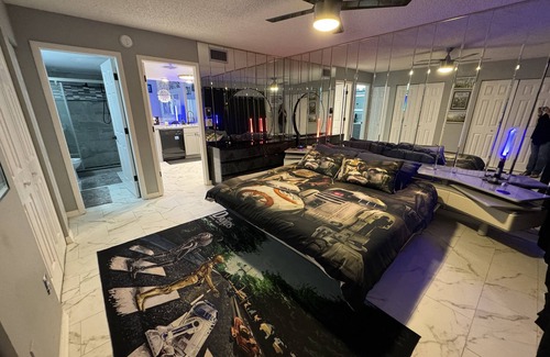 Paradise Lakes Condominio | May the Farce be with You R-2 in Paradise Lakes NUDIST Community for Adults 30+