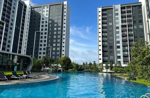 Kuala Langat District Apartamento | Maya Bay Splash Mania Pool View Cozy Homestay KLIA