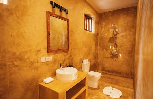 Bwejuu Beach Hotel | Mayai Ocean Resort