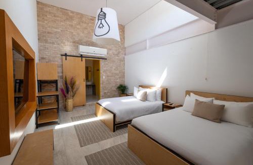 Marina Hotel | Mayan Monkey Los Cabos - Social Hotel