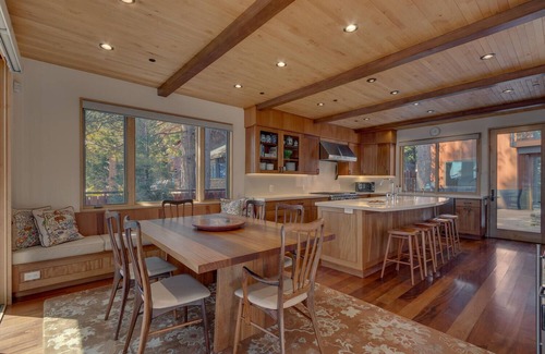 Tahoe Sierra Estates Casa | Maybach Lake House - Lakefront - TLUXP