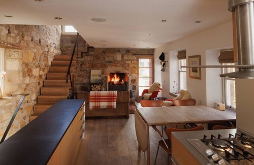 Pittenweem Casa | Maybell Cottage, Your Luxury Seaside Pad