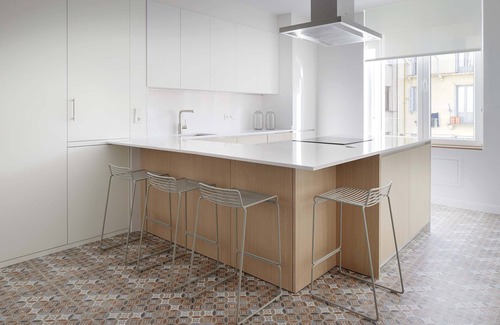 Antiguo Apartamento | Mayflower by FeelFree Rentals