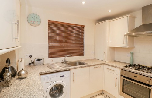 Swanage Cabaña | MAYFLOWER, family friendly, character holiday cottage in Swanage