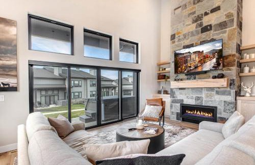Park City Casa | Mayflower Lakeside 1032 by Moose Management