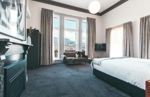 New Town Hotel | Maylands Lodge
