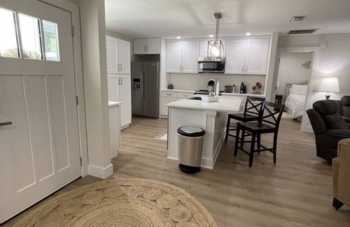 Isle of Palms Casa | Mayo Clinic 1.8 miles #2 Your Home Away From Home