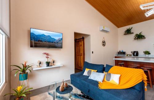 Peñas Blancas Villa | Mayoli Hill Deluxe Farmhouse