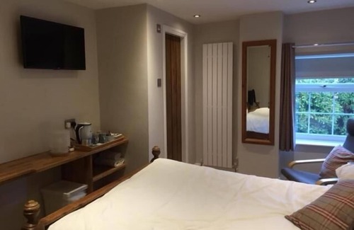 Cawood Casa | Maypole Farm Guest House