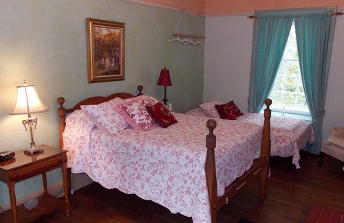 Buckingham Casa | Maysville Manor Bed & Breakfast