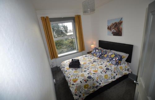 Salisbury Apartamento | Maytree 2 Bed Apartment - STAYSEEKERS