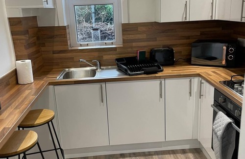 Ayr Apartamento | Maze Rented Accommodation
