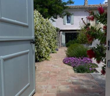 St.-Remy-de-Provence Casa | Mazet avec piscine, parking et clim dans le centre