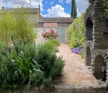 St.-Remy-de-Provence Casa | Mazet avec piscine, parking et clim dans le centre