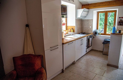 Plan-de-la-Tour Casa | Mazet en Pierre - 4 Personnes - 2 Pièces - 1 Chambre - 60 m²