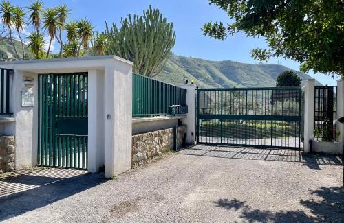 Mazzaforno Casa | Mazzaforno Graziosa Villetta Relax