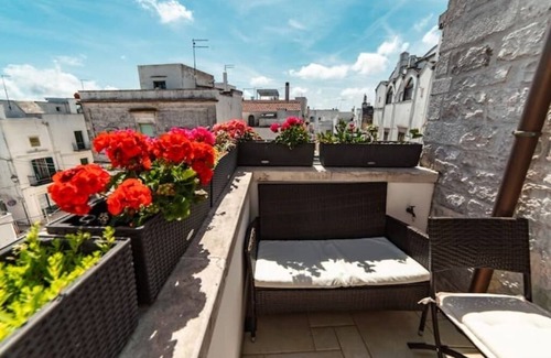 Old Town Cisternino Apartamento | Mazzini Terrace - Exclusive Historic Center Apt