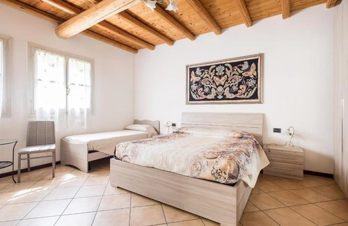 Zola Predosa Cama Y Desayuno | Mb bed & breakfast