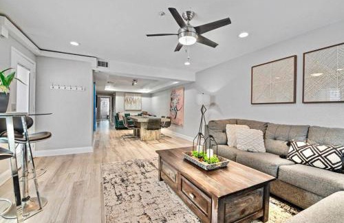 South Mission Beach Apartamento | MB Contemporary 14 Guests by Sand AC plus Garage