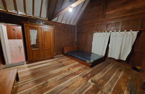 Bangunjiwo Casa | Mbok Niem Cafe and Cottage