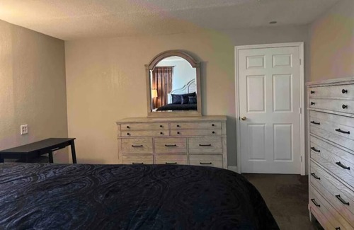 Okeechobee Casa | Mccoin Home-Centrally located-HOTTUB!