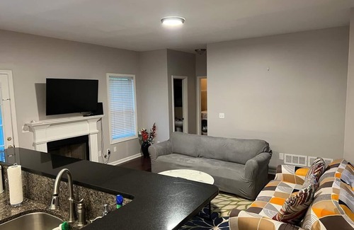 Kennesaw Casa | McGuire - Spacious 4-Bedroom House in Kennesaw