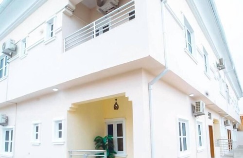 Yaba Apartamento | Mconyx Apartment