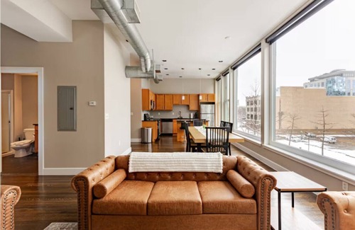 Mile Square Apartamento | McOuat Place 3A - Luxury 1 Bed Downtown Indy Apartment Prime Location