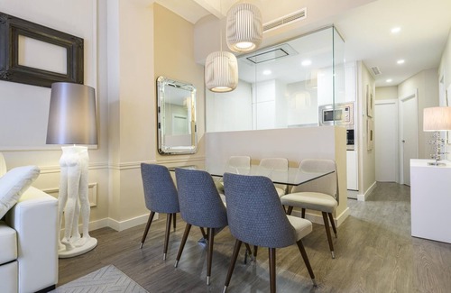 La Roqueta Apartamento | MD Pelayo center with terrace