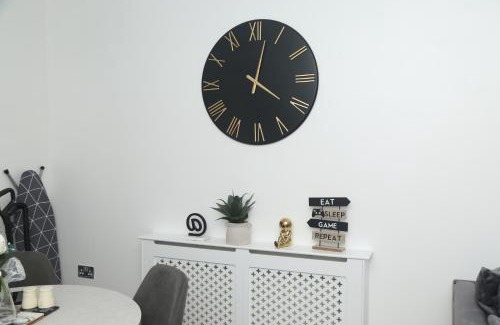 Manchester Apartamento | MDZ Luxe Stays-Sleeps 6
