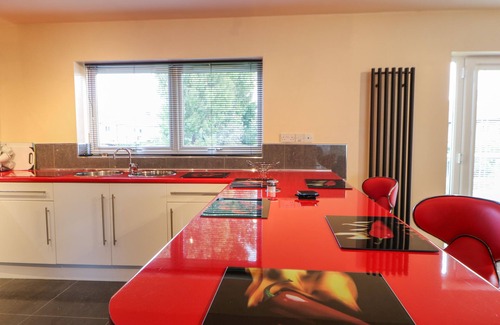 Darlington Cabaña | Mead House, DARLINGTON